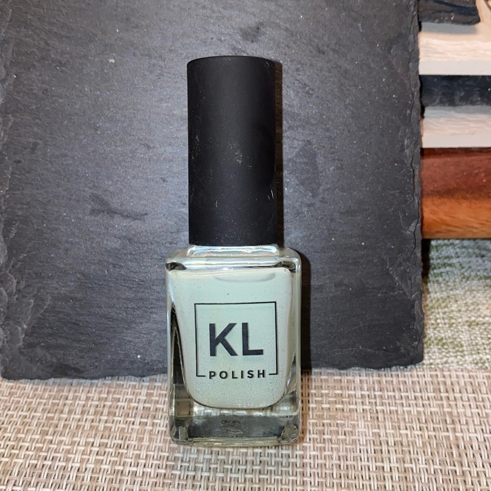 New Discontinued Kl Polish Miss Kensington